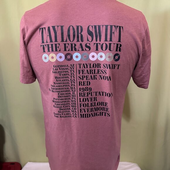 Taylor Swift The Eras Tour Men's Pink T Shirt Medium Bella Canvas - Picture 2 of 3